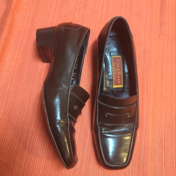 2/$20 Cole Haan Low Heel Loafers - Picture 1 of 6